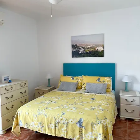 Casa Familiar In Punta Lara *