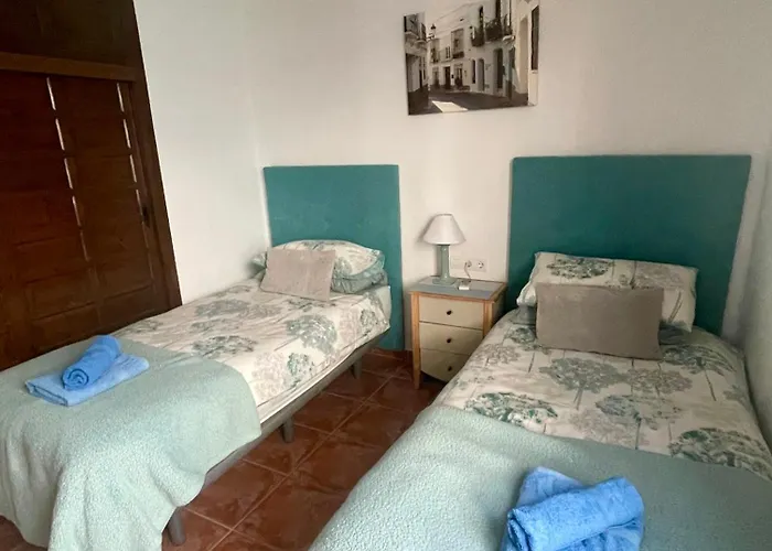 Casa Familiar In Punta Lara * 네르하