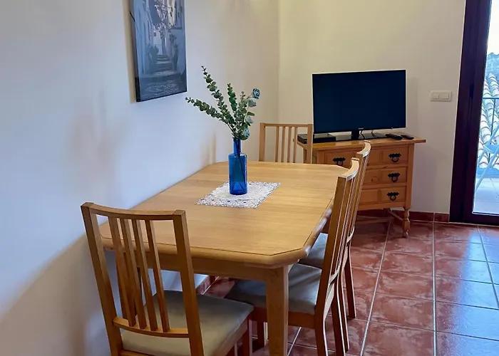 Casa Familiar In Punta Lara 公寓