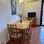 Casa Familiar In Punta Lara شقة